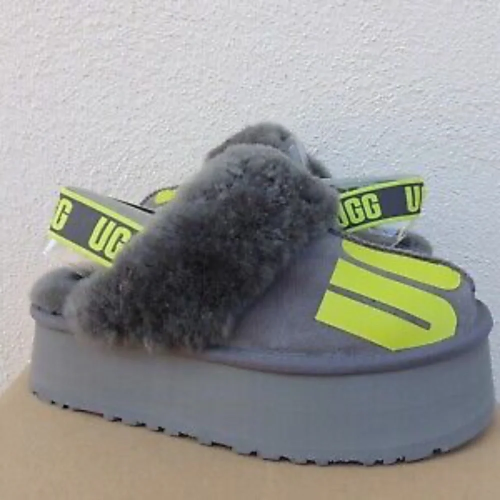 UGG ® Funkette Chopd Slippers - Picture 1 of 3